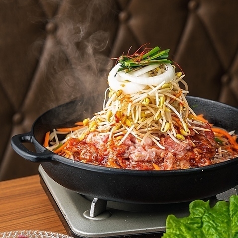 当店のプルコギはお肉にこだわり黒毛和牛使用♪