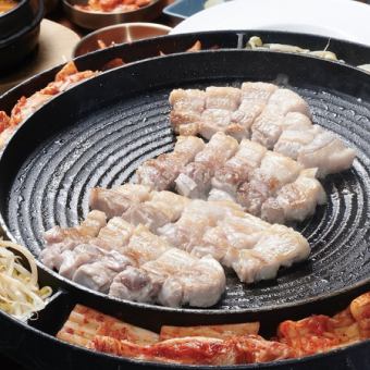스탠다드 플랜! 브랜드 밤돼지 삼겹살 3종! 2시간 뷔페! 단품 3품 포함!