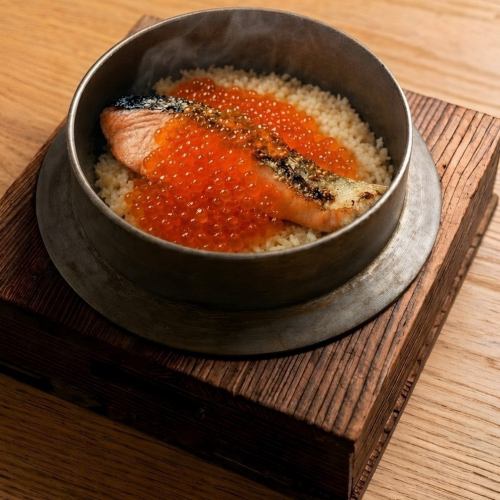 鮭いくら釜飯