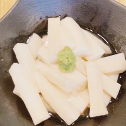 山藥芥末 / 炸豬排配醬油 / 雞皮配醬油 / 梅子水晶