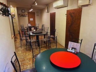 貸切のご対応も可能です。人数はご相談ください。貸切ご希望の際は事前にお問い合わせくださいませ。