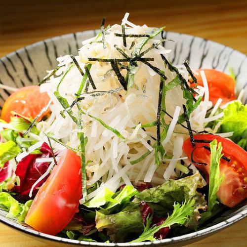 Japanese-style salad with radish and jako