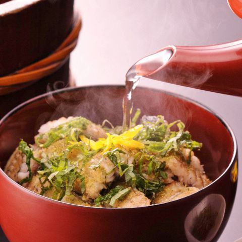 塩ひつまぶし 1人桶 1尾 4330円(税抜)