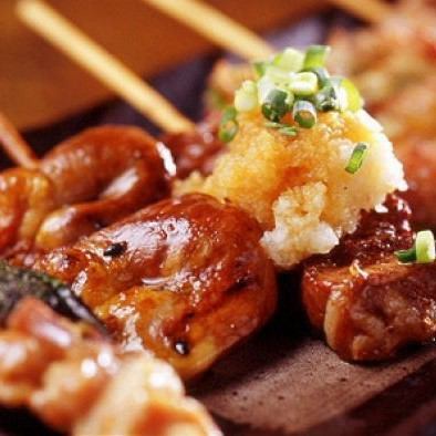 [Kushiyaki specialty store] Fresh skewers hand-stabbed every morning! Available from 100 yen per bottle!