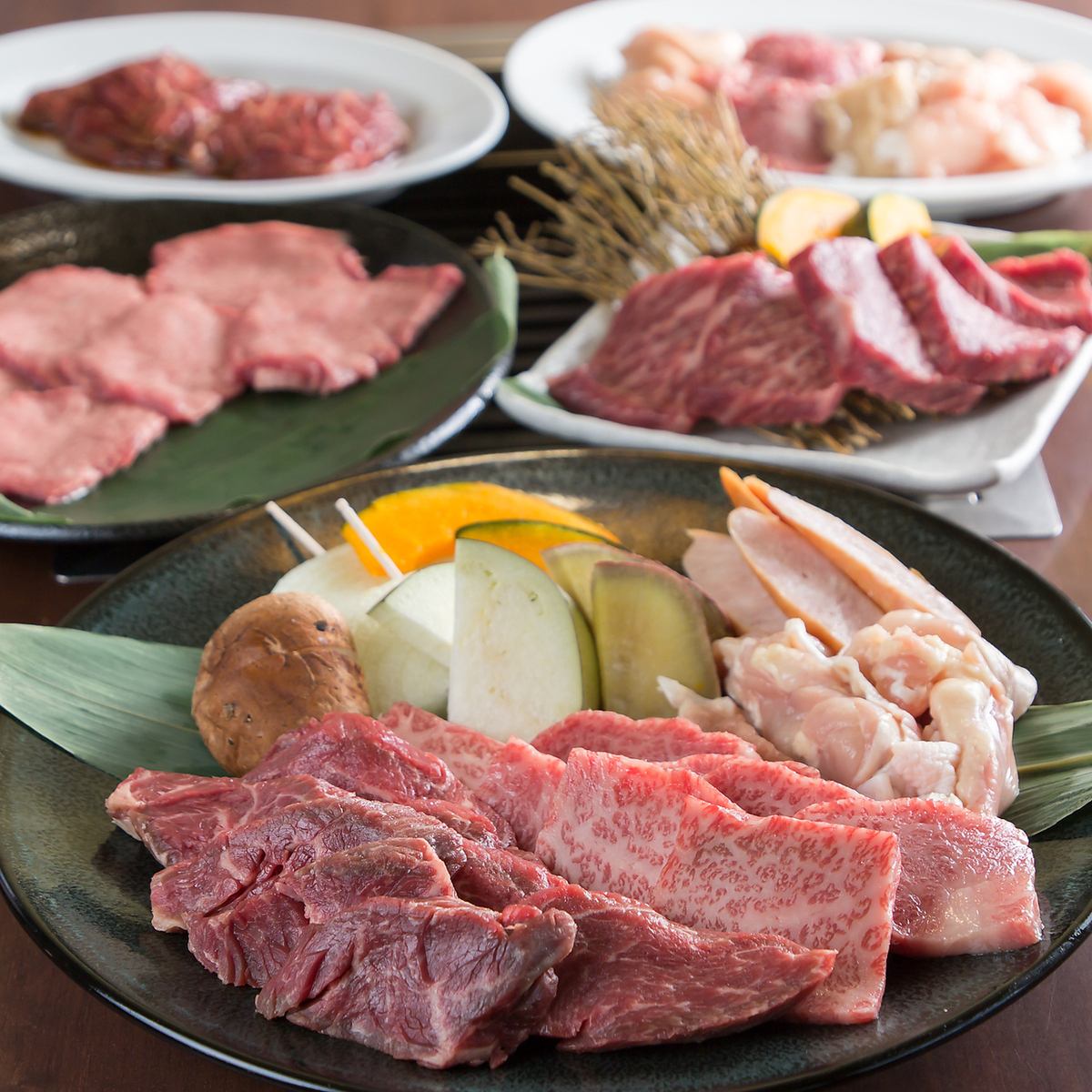 塩タンとおすすめ特選部位3種盛合せ♪特選牛ランチ3,900円(税込)