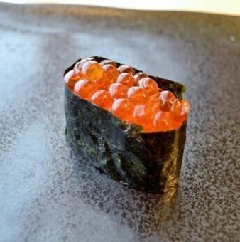 自家製いくら軍艦
