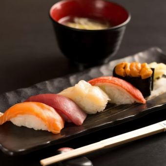 【21時以降限定】夜の三海の華を楽しむ◆〆のお鮨　お好み鮨五貫で1680円(税込)