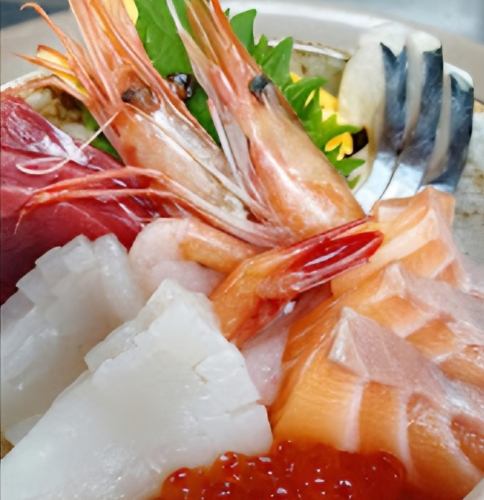 海鮮丼(あら汁付き)