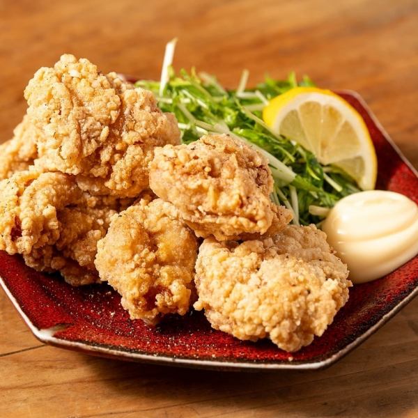『とりあえずこれ！』の一品・他店とは違う焼鳥屋の本気の唐揚げ◆もも肉唐揚げ792円(税込)