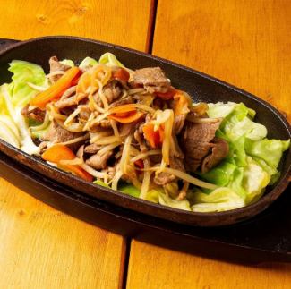 ラム肉の鉄板ジンギスカン焼き