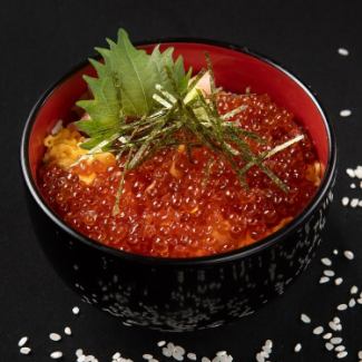 イクラ丼