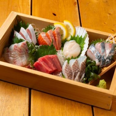 季節の新鮮魚介も豊富にご用意しております！