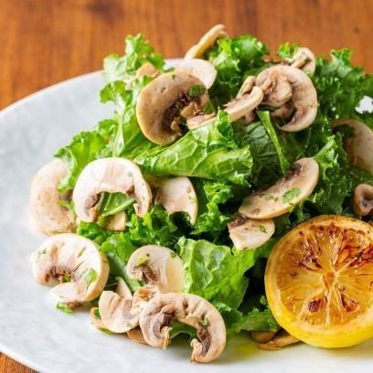 white mushroom lemon herb salad