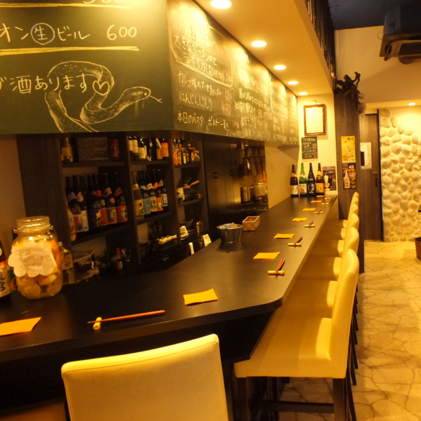 We welcome one person! We have prepared a counter seat perfect for drinking sake after work! ピ ッ It is perfect for use between women and a date 酒 Drinks will proceed in a pleasant conversation with the friendly staff ♪ Please feel free to drop by anyone!