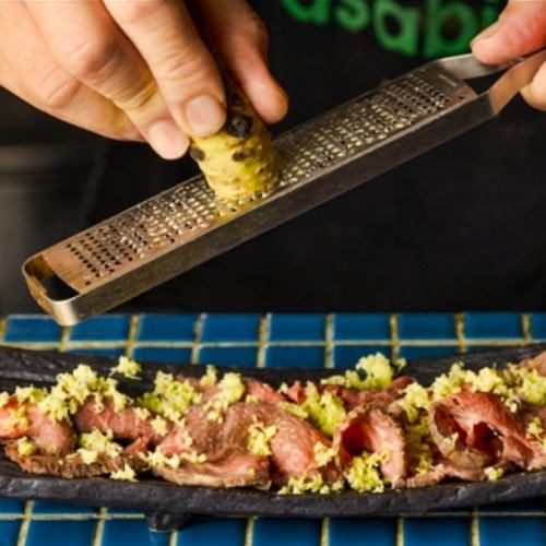 【あな蔵一番人気】 黒毛和牛ローストビーフの生おろしわさび