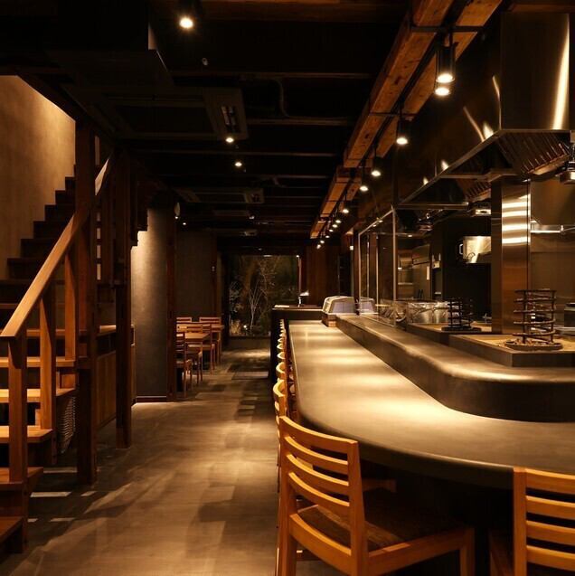 炭炉まんの姉妹店 お鮨と炉端「鮨炉まん」