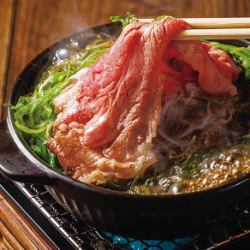 黒毛和牛の九条葱すき焼き