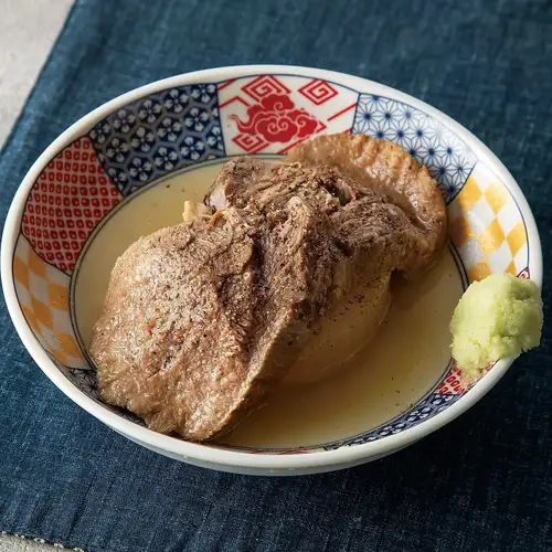 名物 茹でタン