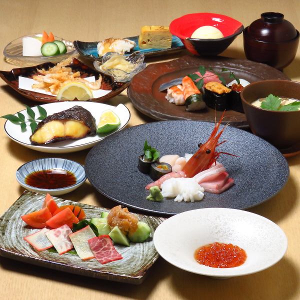 ``Sushitate'' is particular about freshness and quality. Course meals that let you enjoy the seasons.
