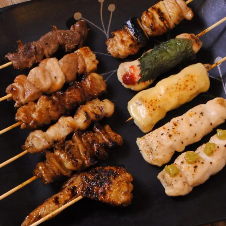 やきとんだけで部位15種類！備長炭でじっくり焼き上げます。