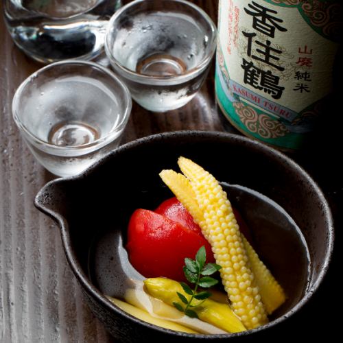 【和】の逸品、各種。日本酒とあわせてしっぽりと、ご家族での顔合わせや記念日にもご利用いただけます