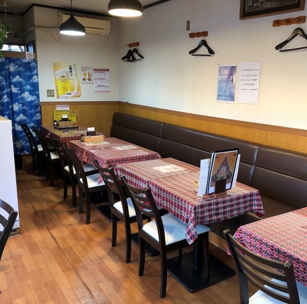 開放的で明るい雰囲気の店内◎ご家族やご友人とのお食事やママ会、女子会など様々なシーンでご利用できます！宴会でのご利用もや貸切も16名様～可能です！ぜひお気軽にお立ち寄りください♪