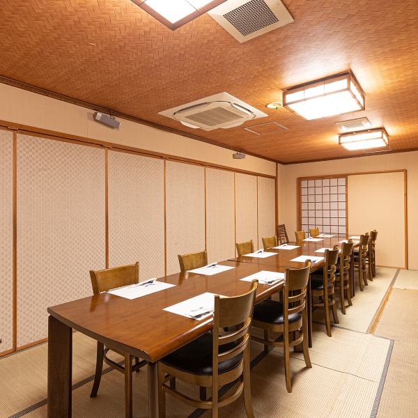 [Banquets in a Japanese-style room!] We have private Japanese-style rooms that can accommodate up to 60 people, perfect for year-end parties, welcome/farewell parties, and class reunions. Make your reservations early for the end of the year and fiscal year! *Course orders are required for banquets.