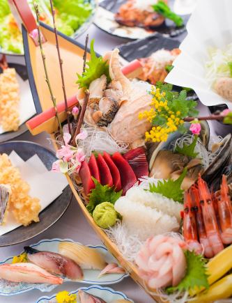 인기 NO.1!【호화 배 듬뿍 엄선 소 스키야키 코스】<부가세 포함 8000엔> 식사+음료 무제한(2H/LO105분)