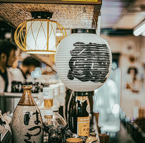 【十忠八九系列店】大人の喜ぶ寿司酒場がオープン！