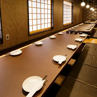 柚木套餐 [共8道菜] ¥4,500 → ¥3,500 “含生啤的宴会套餐～畅饮，最后点餐时间90分钟，用餐时间2小时”