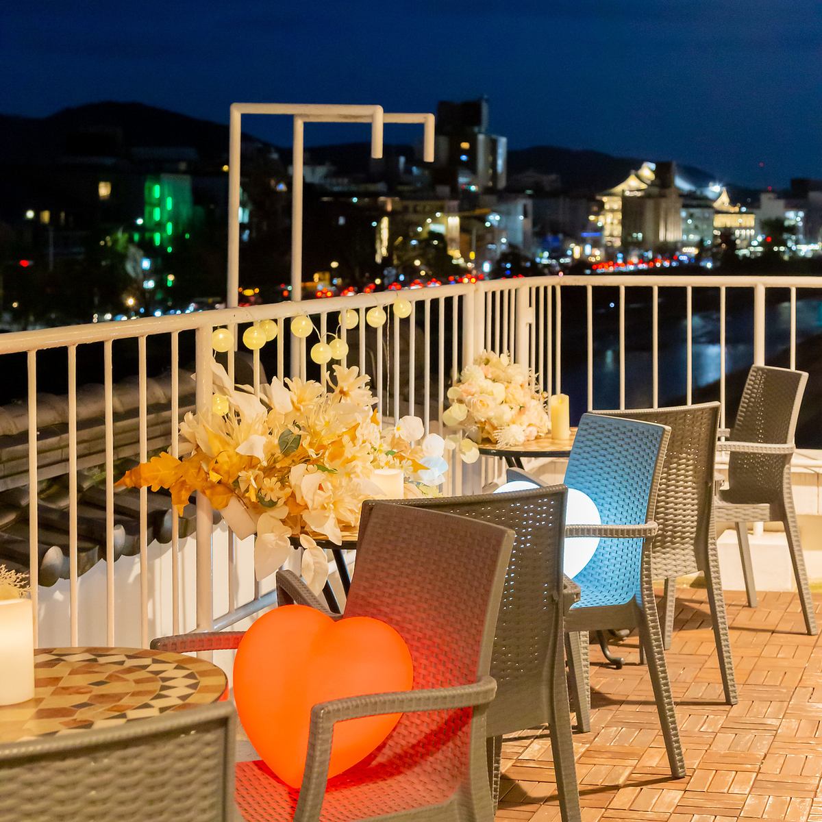 50명 규모의 2차회나 파티에 딱☆ 음향・연주 설비 발리치인 가게♪