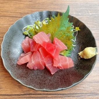 まぐろのぶつ切り