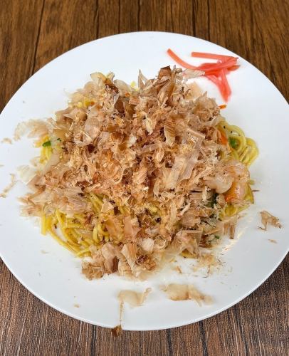 Salt-fried noodles with shrimp