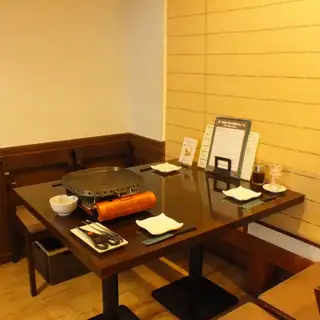【4席×1】ご友人同士やデート、女子会、ご家族でも◎幅広いシーンにご活用いただけます。