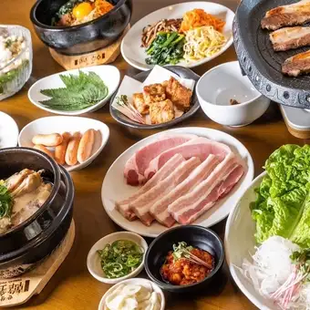 【絶対お得！！】食べ放題コース＋飲み放題1000円♪♪♪
