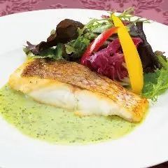 ``Fish Course'' Enjoy seasonal fish dishes.