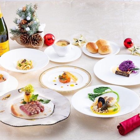 <ディナー>12/24・12/25 の19:00スタート【クリスマススペシャルコース】贅沢なひととき
