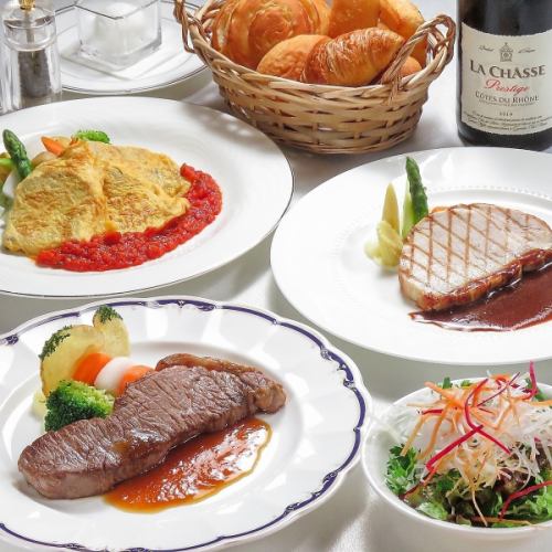 호텔 레스토랑 전통의 맛을 코스로