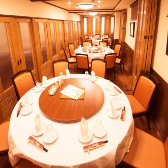 Enjoy luxurious cuisine in a private room without worrying about the surroundings. We have many large and small private rooms available for parties from small to large. We have many plans available! Please feel free to contact us for consultations regarding seats and banquets♪
