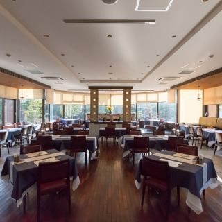 1階。50名～100名可