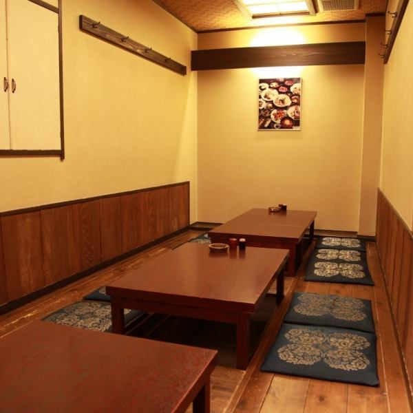 You can dine slowly with delicious sake and local cuisine in a calm atmosphere.Please drop in!