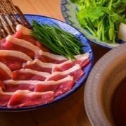 華やかな季節の料理を贅沢に　『玉里コース』全8品│