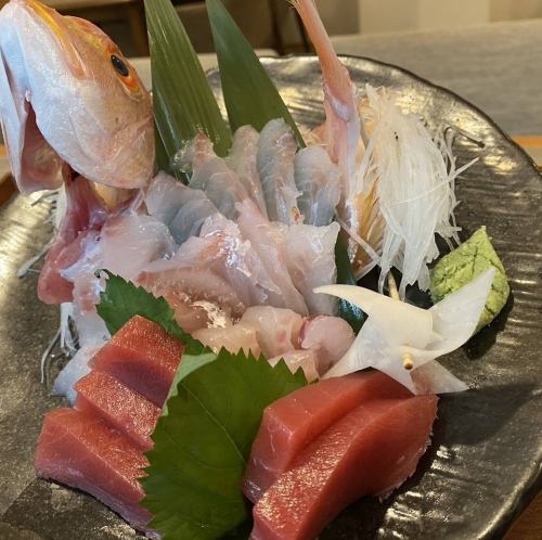 Assortment of fresh fish and bluefin tuna