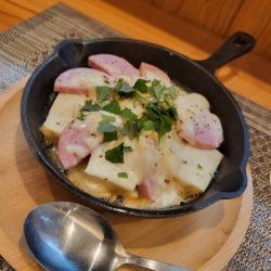 Itoshima tofu and pork sausage baked with cheese