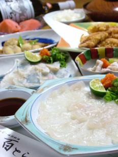 [Extreme Fugu Course] Fried fugu, grilled fugu, grilled soft roe, medium or platter fugu sashimi, 9 dishes total, 9,350 yen (tax included)