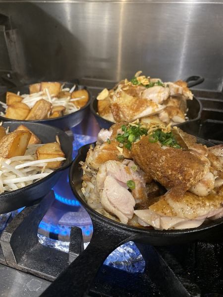 【ココソーレ】はビストロ風の鉄板焼きと酒場風の鉄板焼きが1店舗で味わえる総合居酒屋です！一品一品の専門性も非常に高く、ご満足いただけること間違いなしです！