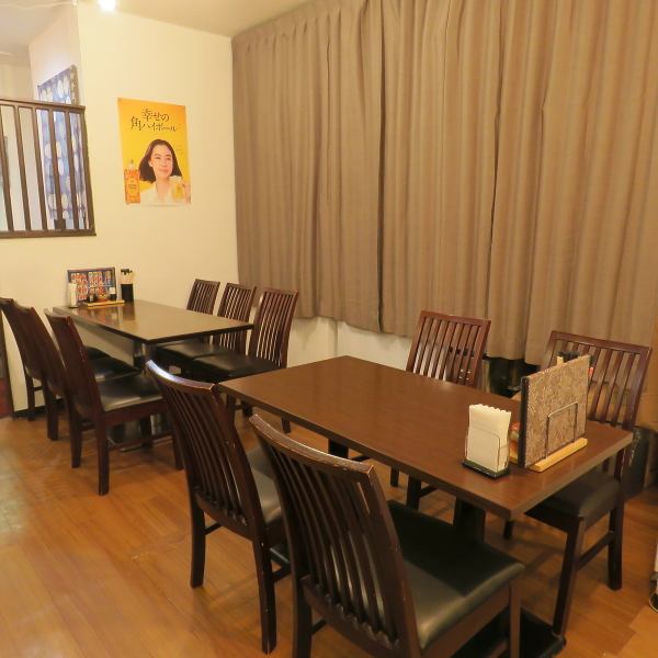 【カジュアルな内観で本格中華を】ゆったり広々とした店内。お祝い、宴会、家族会等など様々なシーンでご利用いただけます。コースや単品メニューと種類豊富にご用意しております◎広々とした開放感のある空間で本場の味をご堪能あれ!