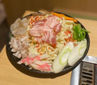 Meat yakisoba/yaki udon/Gomoku yakisoba/yaki udon/curry yaki udon/squid yakisoba