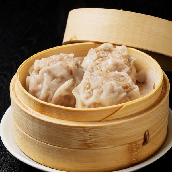 Meat juice overflows! Piping hot [gravy shumai] ¥199 (excluding tax)
