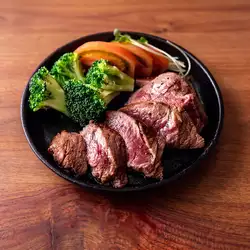 国産牛ハラミの鉄板焼き